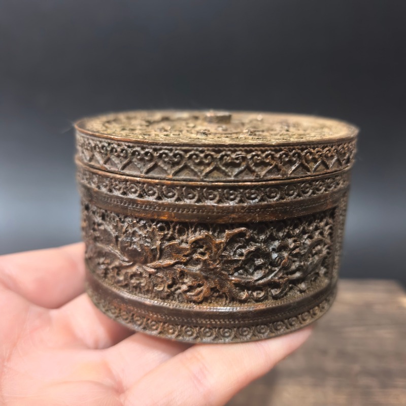 กล่องเครื่องประดับโลหะแกะสลักส - Vintage Collectible Jewelry บทวิจารณ์และราคา