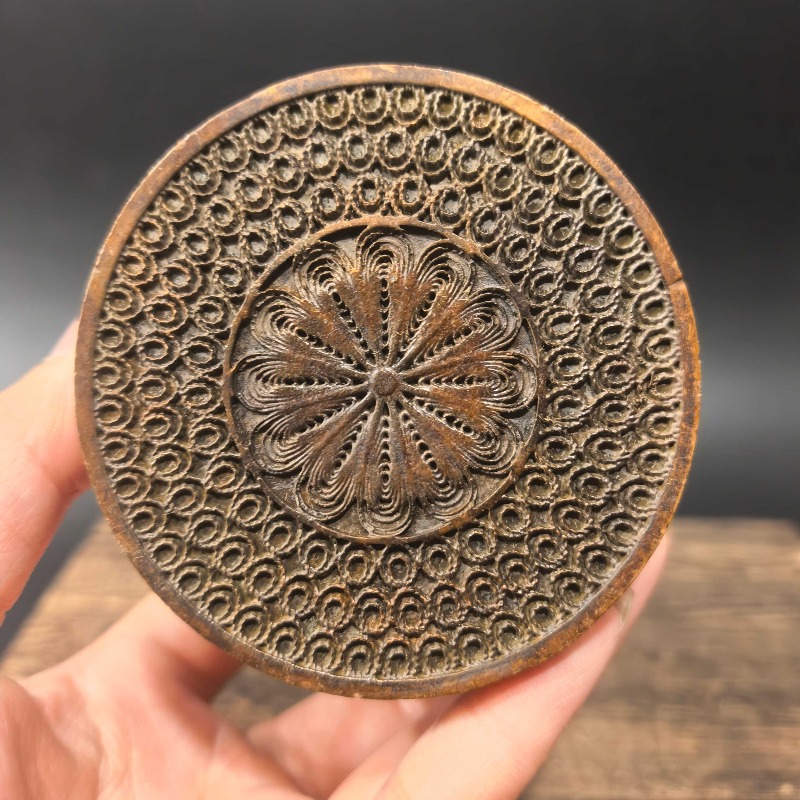 กล่องเครื่องประดับโลหะแกะสลักส - Vintage Collectible Jewelry บทวิจารณ์และราคา