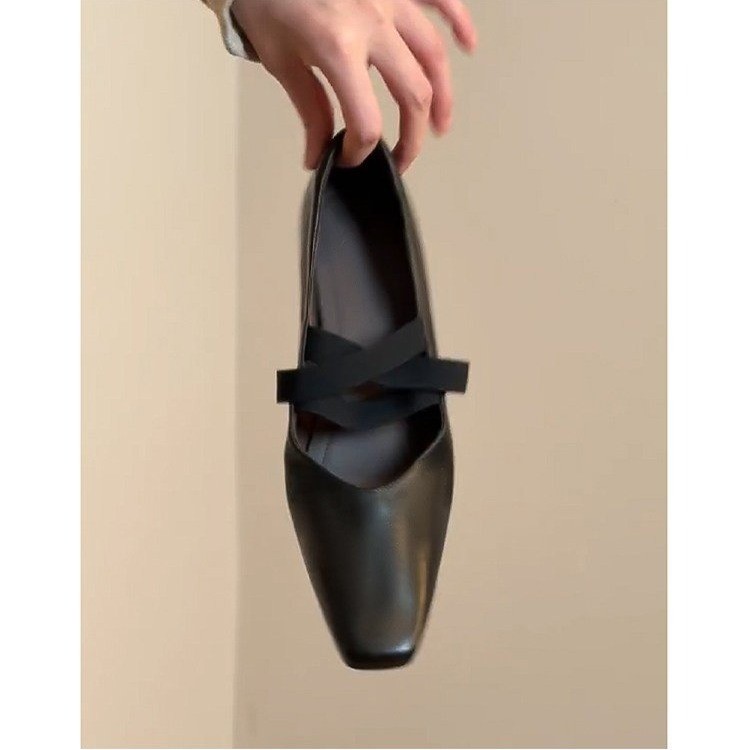 รองเท้าส้นเตี้ยสไตล์วินเทจแบบฝ - Vintage Collectible Shoes บทวิจารณ์และราคา
