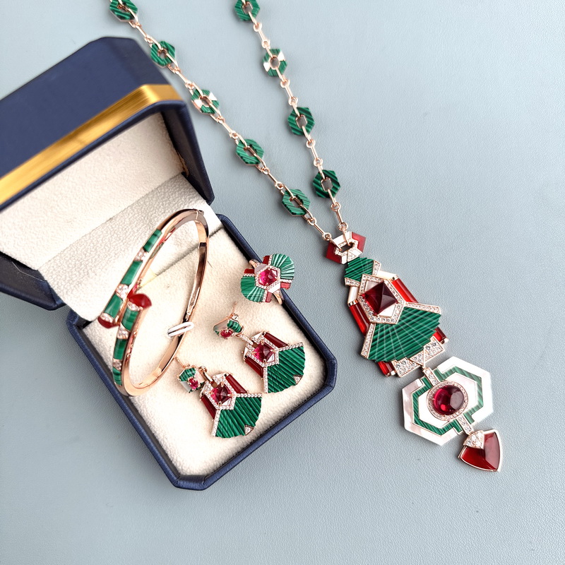 ชุดเครื่องประดับสำหรับงานเลี้ย - Vintage Collectible Jewelry บทวิจารณ์และราคา