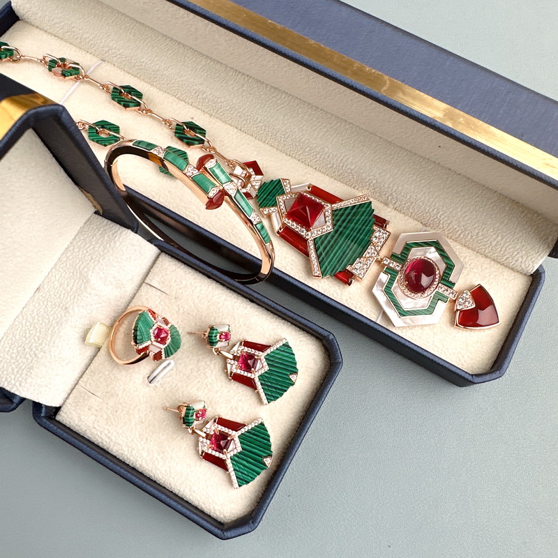 ชุดเครื่องประดับสำหรับงานเลี้ย - Vintage Collectible Jewelry บทวิจารณ์และราคา