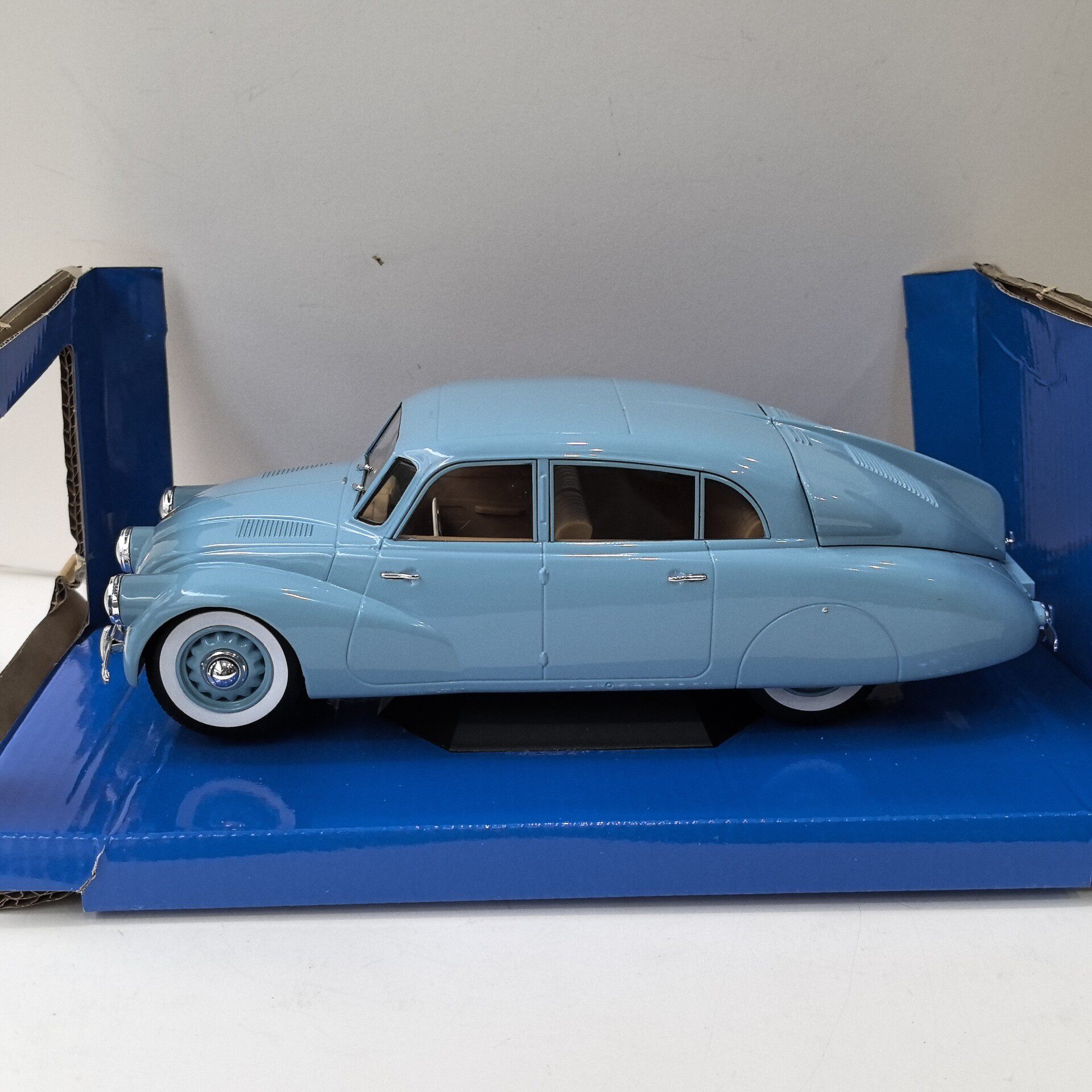 โมเดลรถวินเทจ TATRA 87 ขนาด 1/ - Vintage And Collectible บทวิจารณ์และราคา
