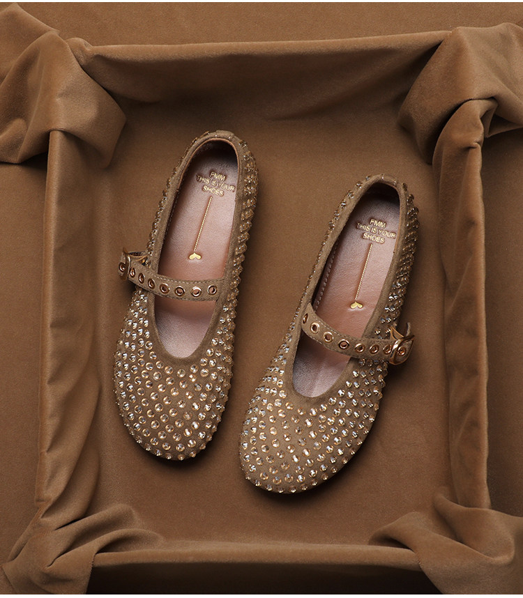 SHOEBOX รองเท้าแมรี่เจนสไตล์วิ - Vintage Collectible Shoes บทวิจารณ์และราคา